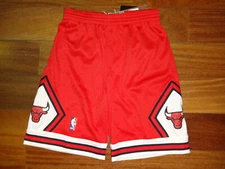 Youth Chicago Bulls Mitchell & Ness Hardwood Classics Red Swingman Shorts