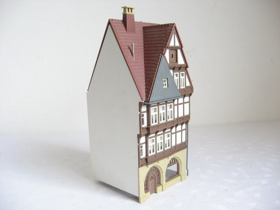 MA481* FALLER H0 Stadthaus gebaut - Bild 3 von 4