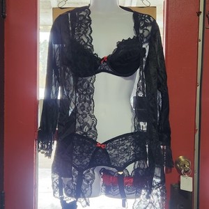 Vtg Whimsy Goth Romantic Black Red Lingerie Bra, Garter, Kimono Sheer Lace, SEXY