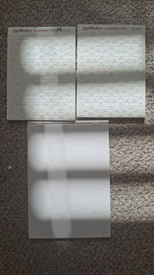 3er Set Spellbinders Prägefolder - verschiedene Designs und Größen