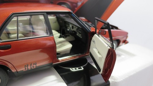 1/18 CLASSIC HOLDEN HX MONARO GTS SEDAN PERSIAN SAND METALLIC LTD ED #18759 - Afbeelding 4 van 7