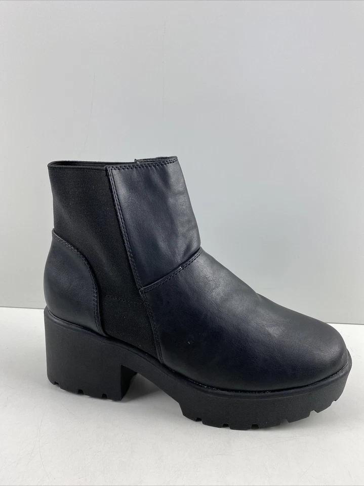Call It Spring Black Faux Leather Round Toe Pull On Platform Ankle Boot Size 8.5 - Image 3 of 4