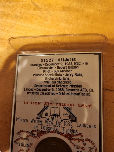 Spaceport Usa Solid Bronze 1988 Authentic With Original Sticker - Picture 9 of 10