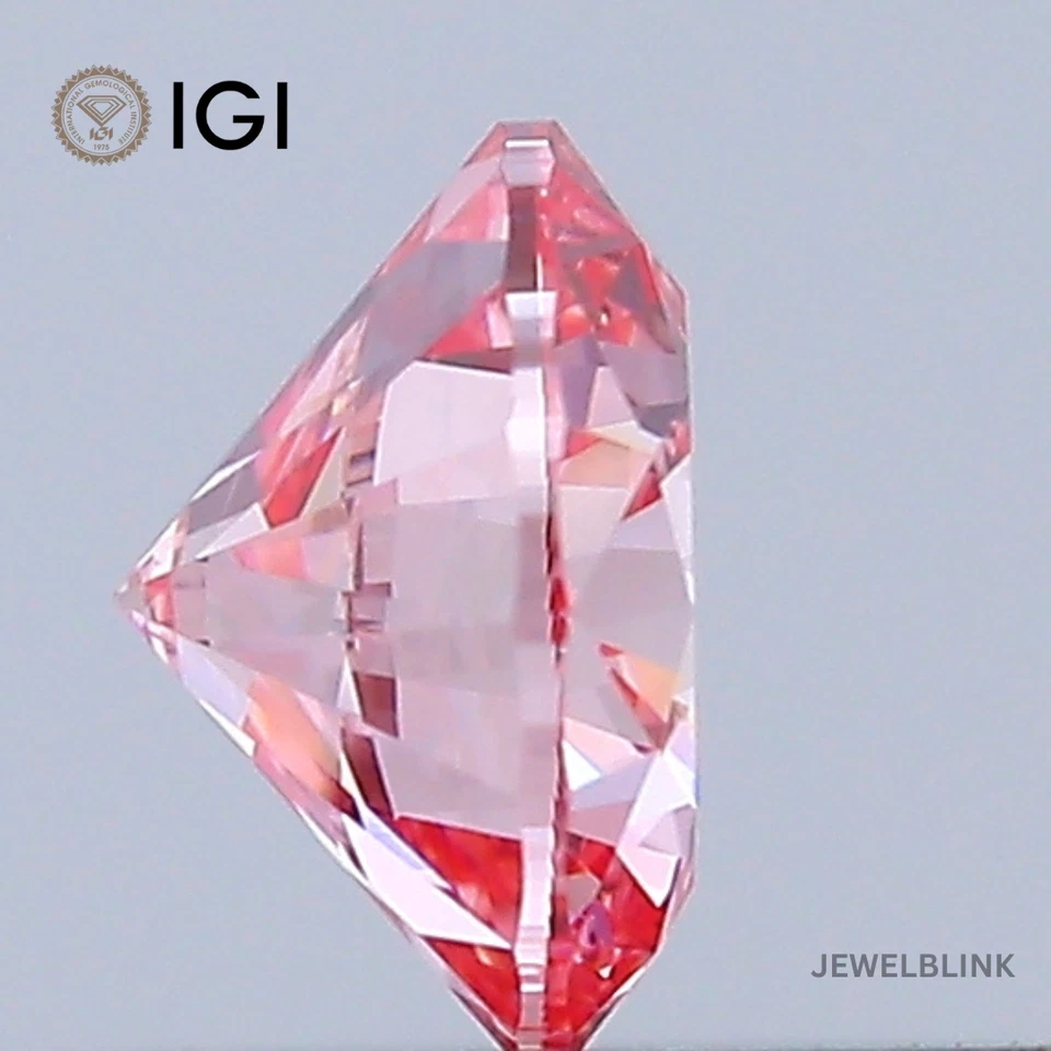 IGI Certified 0.50 Carat Fancy Vivid Pink VS2 Round Cut CVD Lab Grown Diamond - Image 4 of 4