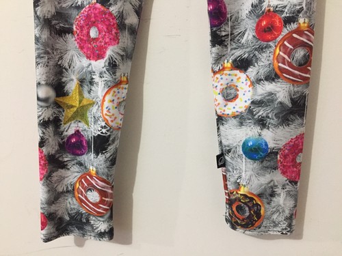 Terez Donut Decor Holiday Ornament Crop Leggings Little Girl's/Kids Size L NWOT! - Picture 4 of 12