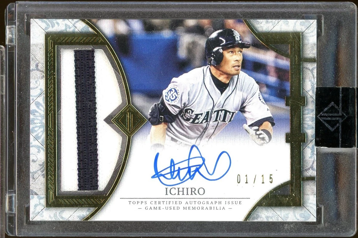 Topps Ichiro Suzuki Autographed Baseball Sports Trading Cards
