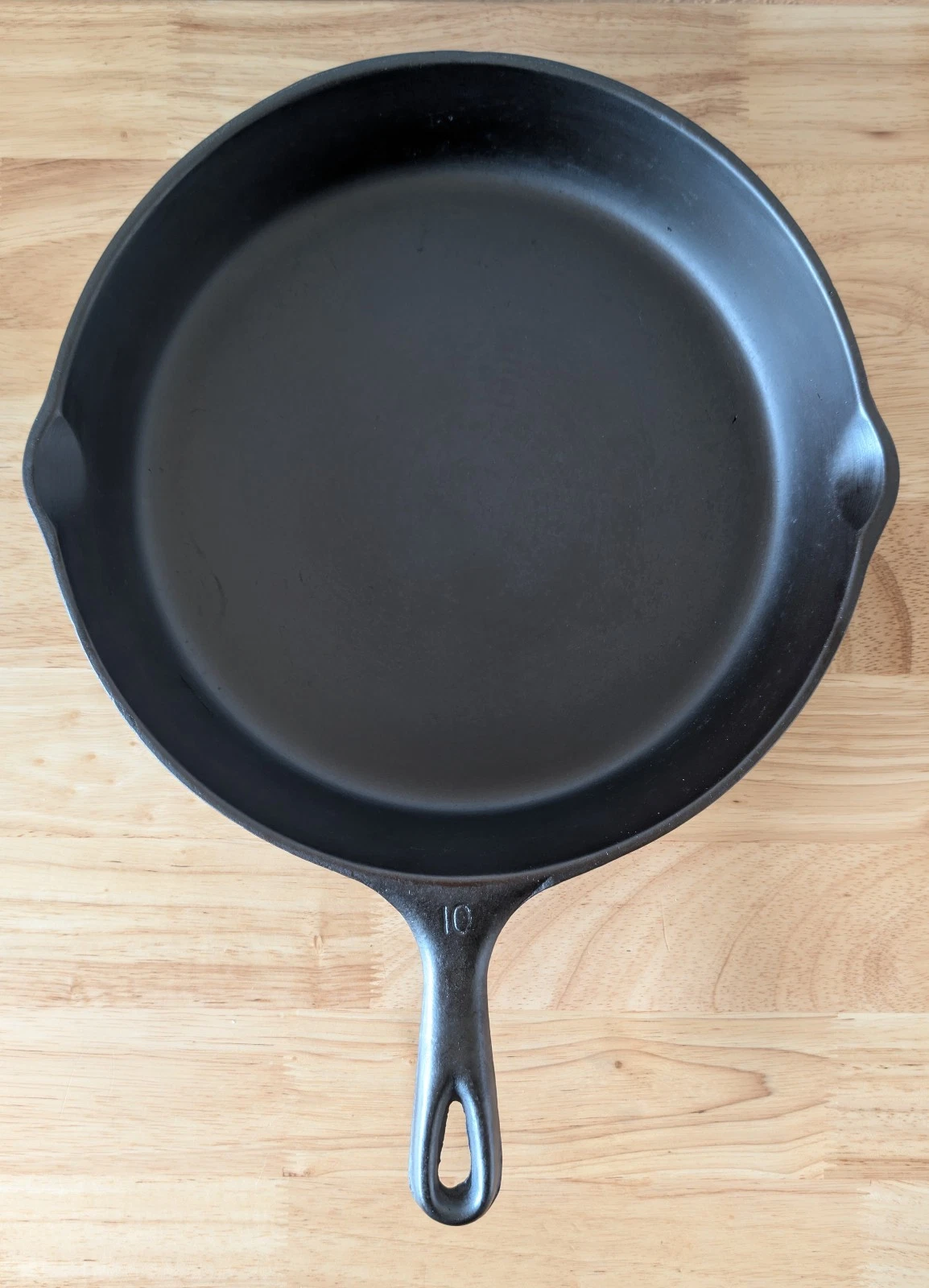 Vintage Vollrath #10 Cast Iron Skillet - Heat Ring (RARE!) [RESTORED/SEASONED]