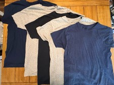 5 SHIRTS Hanes ComfortSoft Men s TShirts Size M Crew Neck Black Gray Navy