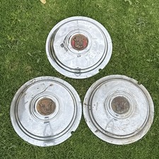 1941-42 Cadillac Hubcap Set Of 3 Hub Caps