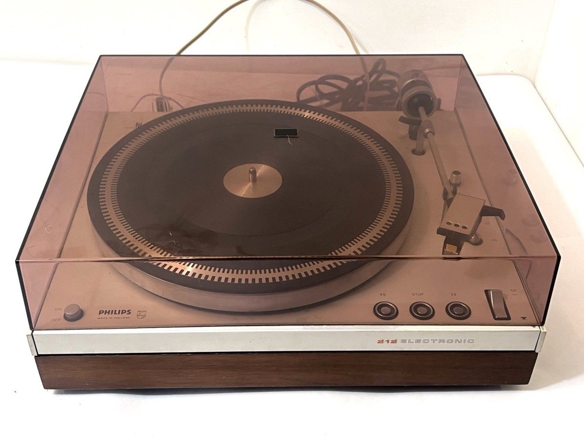 Philips 212 Electronic Turntable W/ AT14LC AUDIO TECHNICA