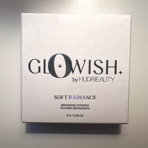 🔥Glowish by Huda Beauty Soft Radiance Bronzing Powder 1-FULL SIZE~ 01 LIGHT NIB