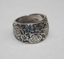 Silpada Sterling Silver Etched Floral Band Ring Sz: 8.25 R1583 [094GRA]