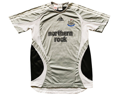 Newcastle Adidas Training Shirt 2006 (very good) Adults XS