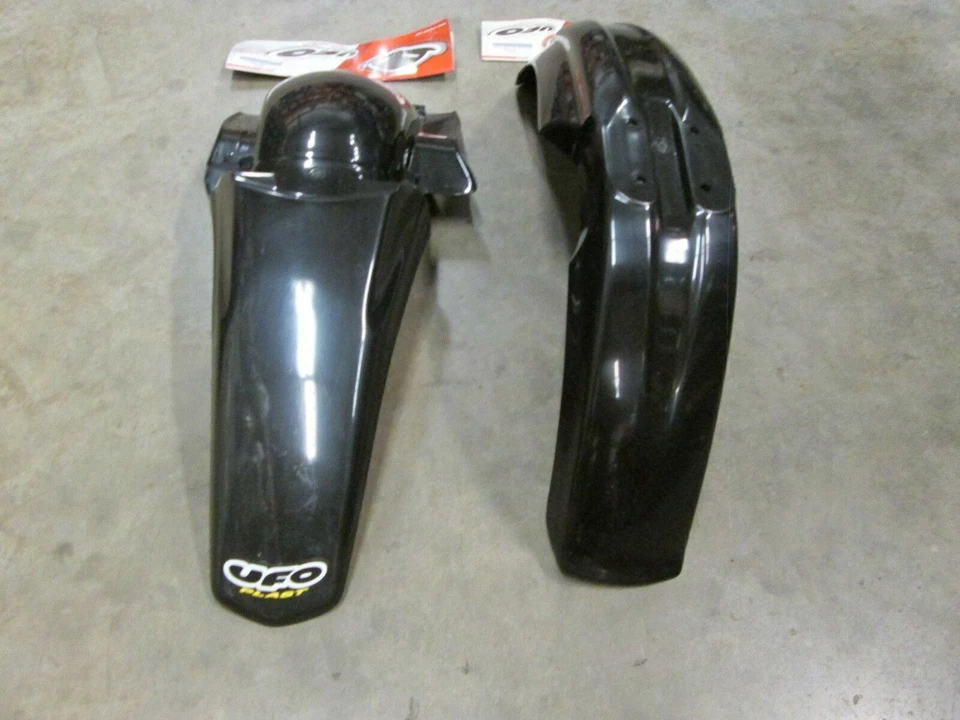 03-05 Guardabarros delanteros y traseros negros YZ250 YZ450 NOS UFO Foto 3 de 4