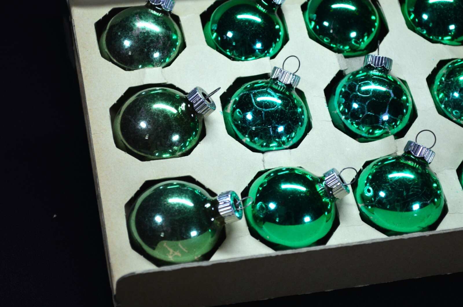 Vtg Shiny Brite Glass Ball Christmas Ornaments Green 1 3/4" W