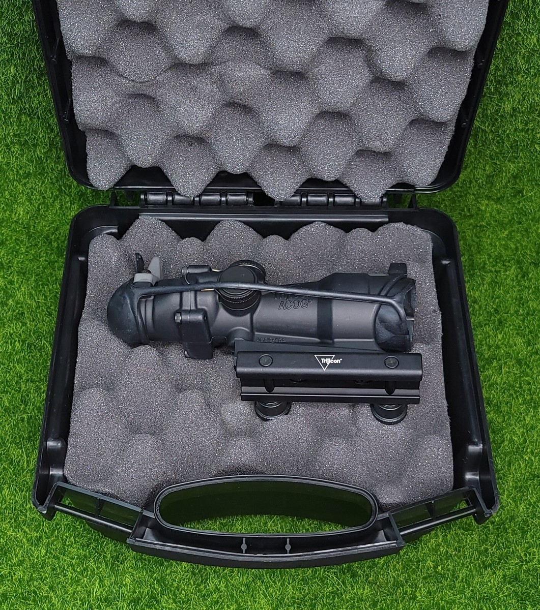 Trijicon ACOG 4x32 .223 / 5.56 BDC Tritium Riflescope