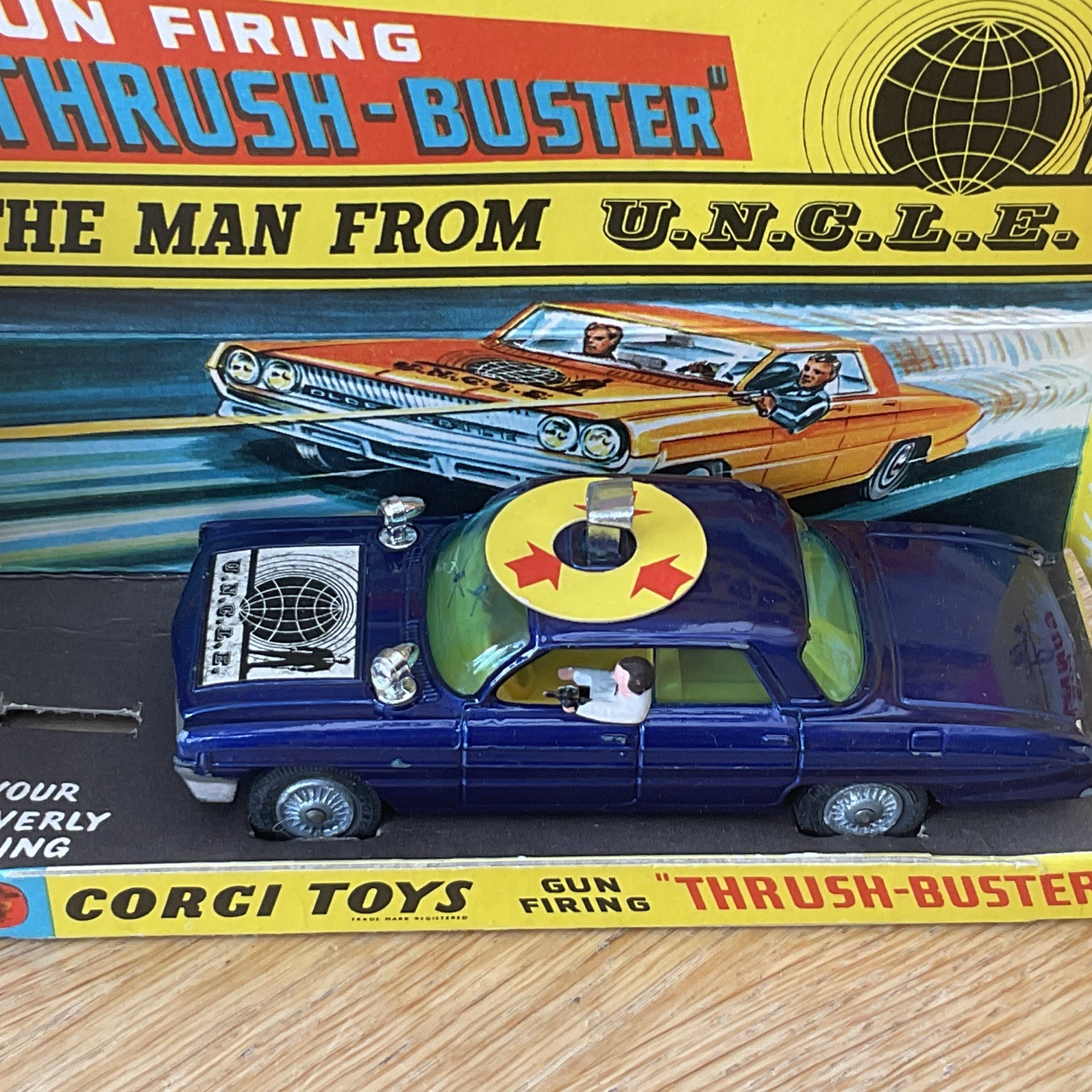 Corgi 497, Oldsmobile Man from Uncle - Free Price Guide & Review