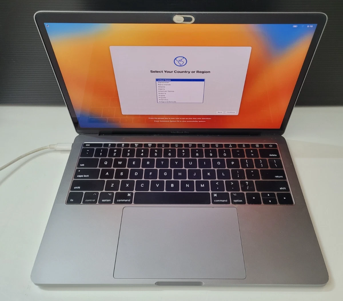 MacBook Pro 2017 13インチ A1706 Buy MacBook Pro 13