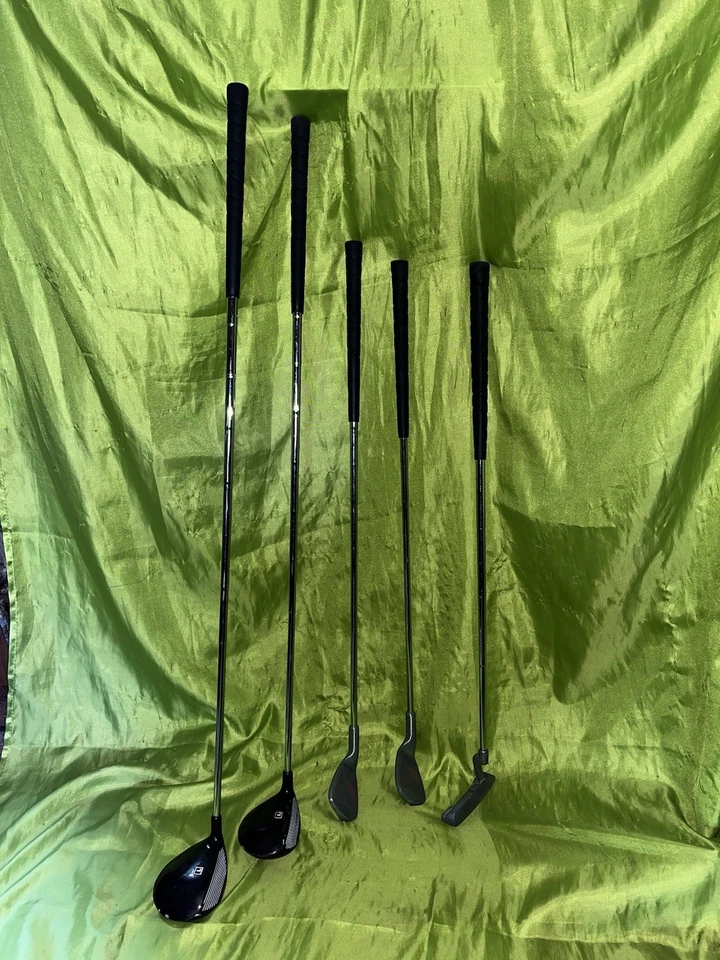 FILA J-100 Oversized Jr Golf Club Set Driver 7I 9I Pro Series Putter Right Hand￼ - Image 3 of 4