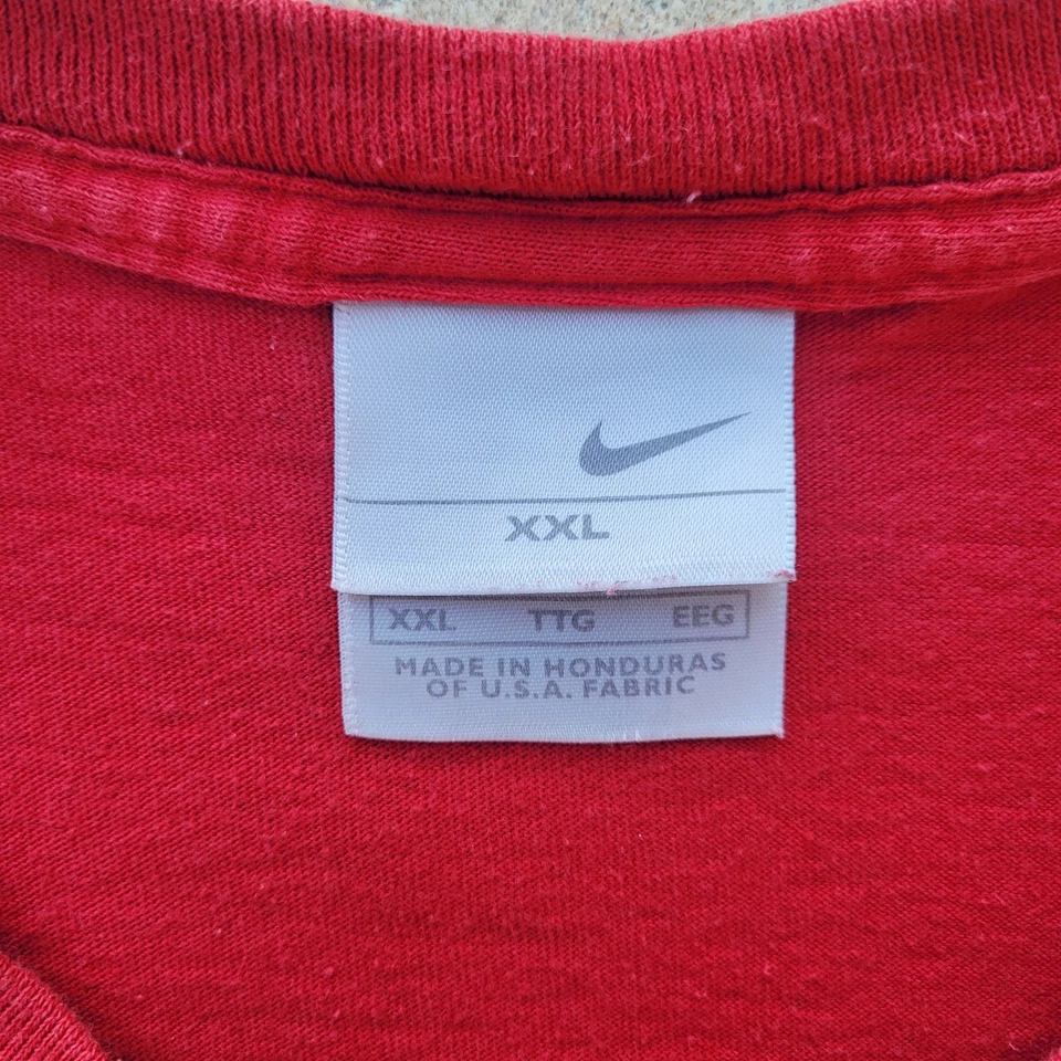 Vintage Y2K Nike Red Graffiti Graphic T Shirt Size Men’s 2XL Skater 2000’s Tee - Image 4 of 4