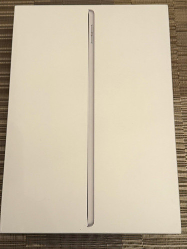 Apple iPad 9th Generation Wi‑Fi 256GB Silver Tablet !!BOX ONLY!!