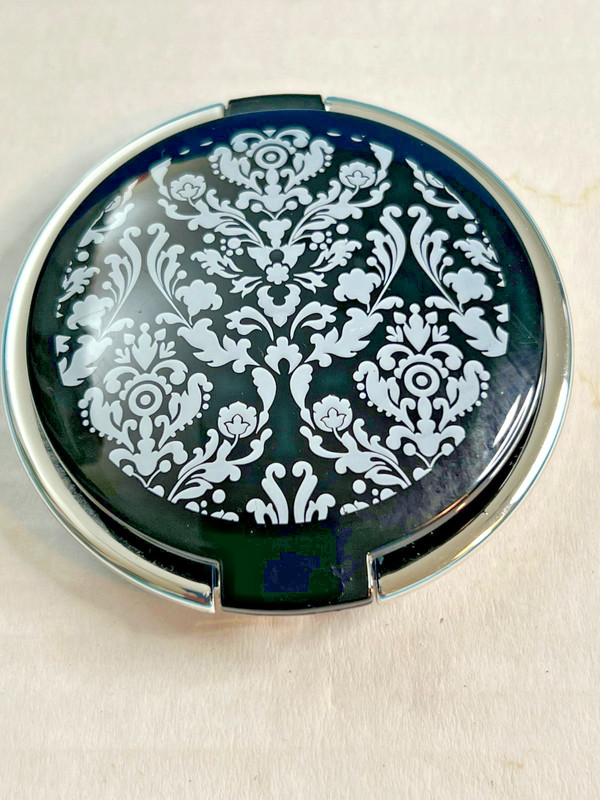 Ladies Handbag Folding Purse Pocket Mirror, Designed Black Top