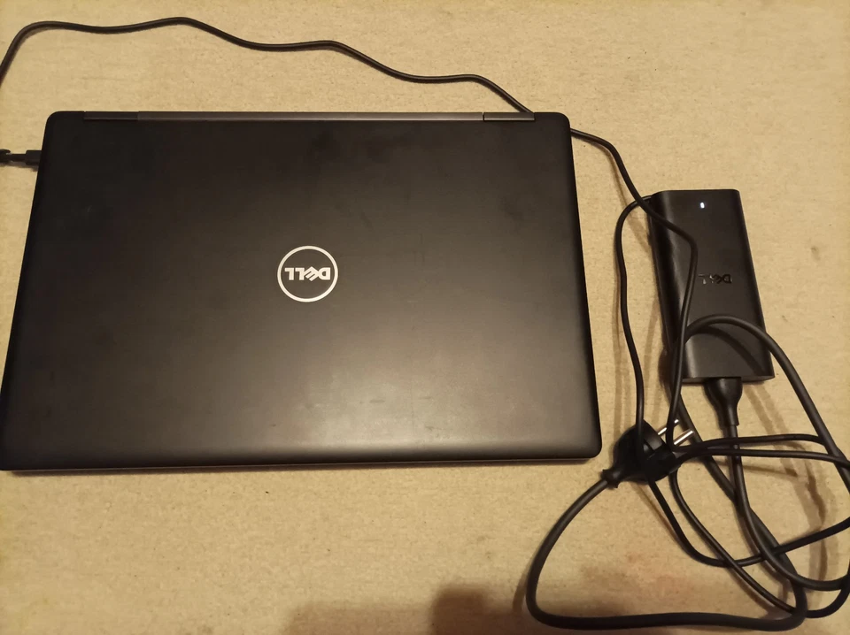 Dell Latitude 5580 15,6" Notebook Intel Core i7-7820HQ 16GB 256GB SSD Win 11 Pro - Bild 3 von 4