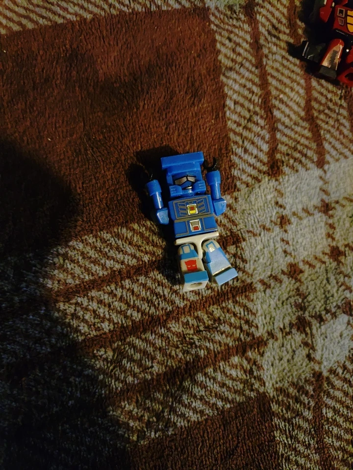 Lot Of Five Transformers Kre-O Mini Figures Great Condition - Image 4 of 4