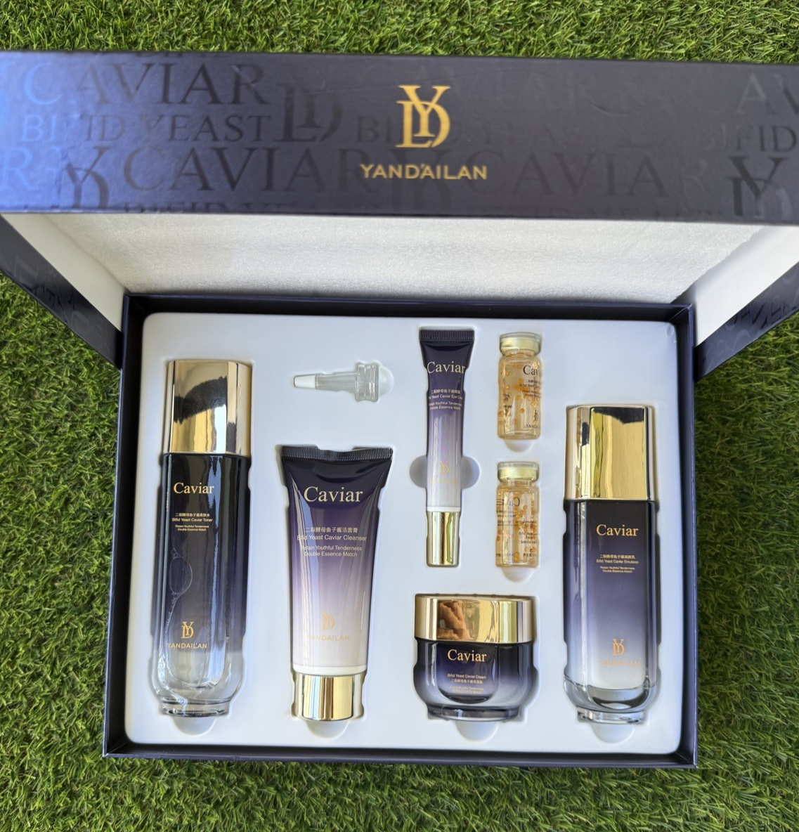 Yandailan Caviar Skincare Set 7 in 1 Gift Box Anti-Aging Moisturizing Face Cream