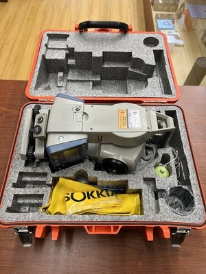 SOKKIA SET3130R3 Electronic Total Station Surveying With Case