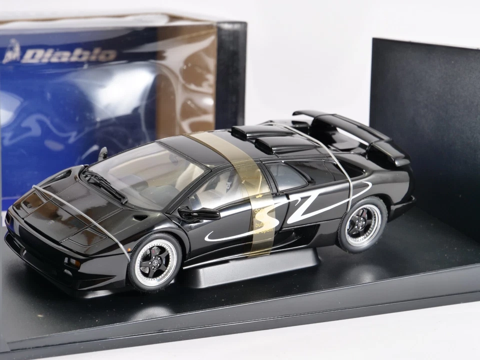 Auto Art 1/18 Lamborghini diablo Sv - Image 2 of 4