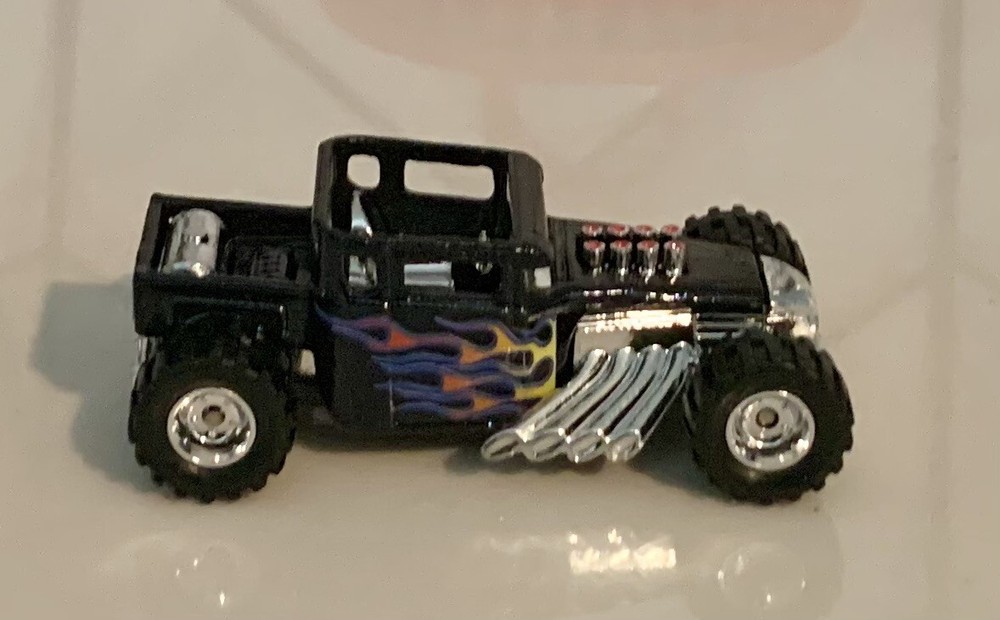 Hot Wheels Custom Bone Shaker “Flames”