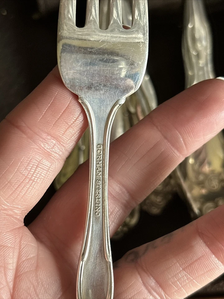 Cubiertos Gorham de plata de ley estilo Rondo Foto 2 de 4