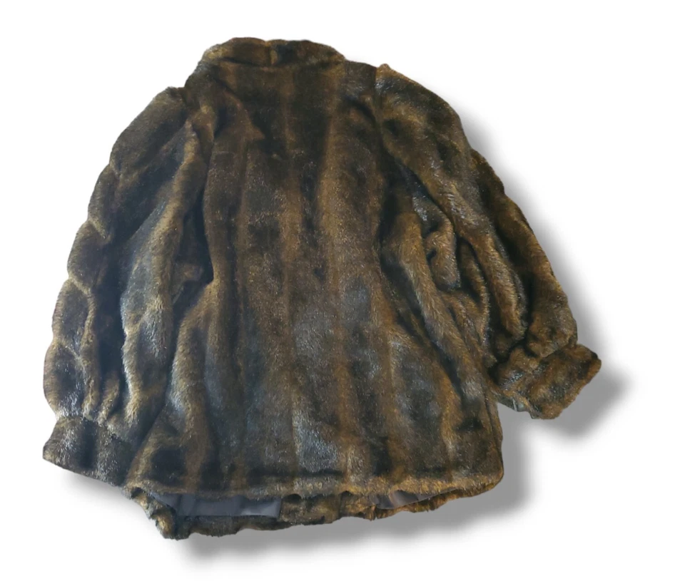 Abrigo de piel sintética Olympia Limited Inc talla grande Foto 3 de 3