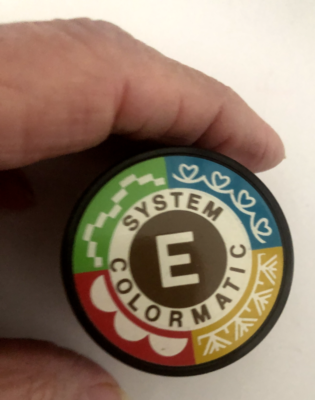 VIKING Husqvarna 6000 Model 6440 COLORMATIC SYSTEM E Cam Sewing