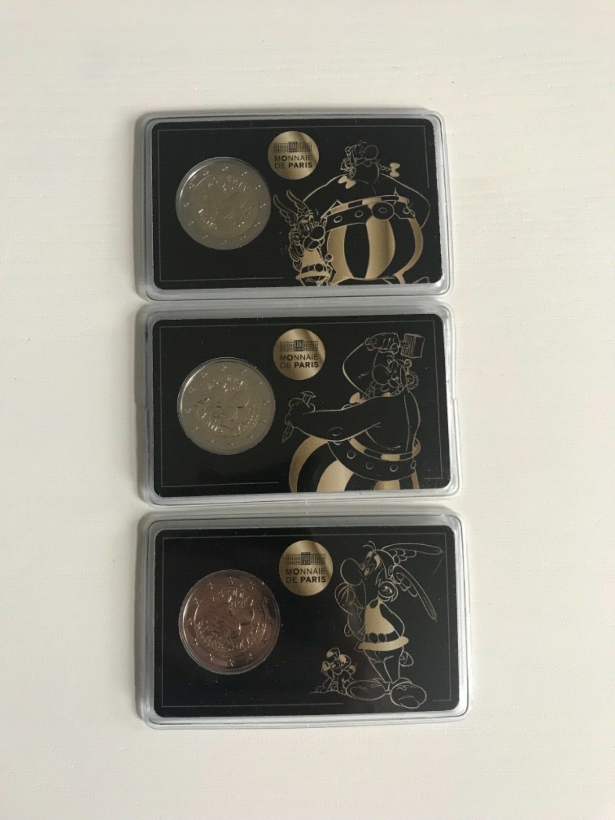 Rare avec même numéro de série 3 x coincard bu 2 euro France 2019 60 ans Asterix
