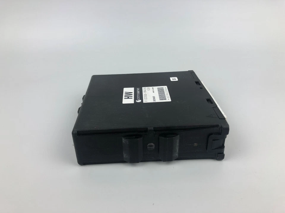 05 Subaru Outback TCM Transmission Control Module Unit 31711AH741 - Image 3 of 4
