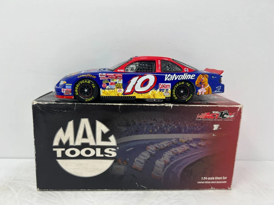 Action Nascar #10 Johnny Benson Valvoline The Muppets Mac Tools 1:24 Diecast - Image 4 of 4