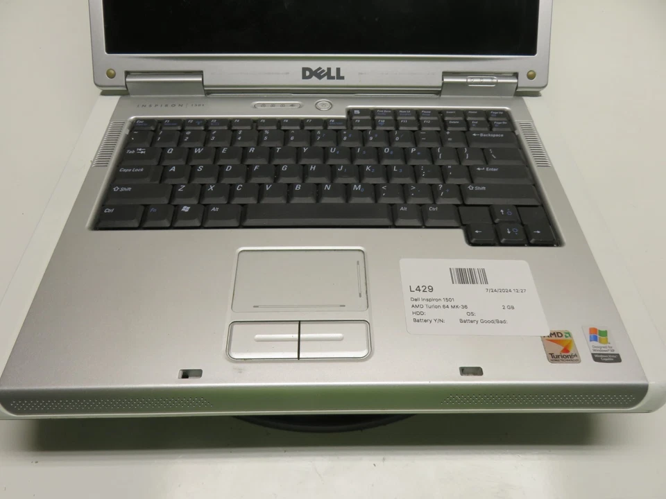 Dell Inspiron 1501 Laptop AMD Turion 64 MK-26 2GB Ram No HDD or Battery -Dim LCD - Image 2 of 4
