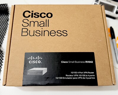 Cisco, Small Business, RV042, 10/100, 4-Port VPN, Router