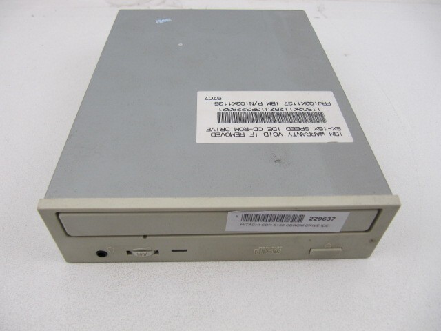 HITACHI Internal CD CD-ROM Drive SATA IDE Optical CDR-8130