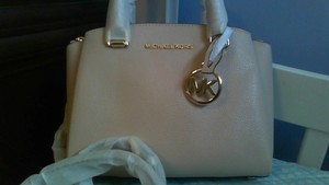 michael kors maxine small messenger