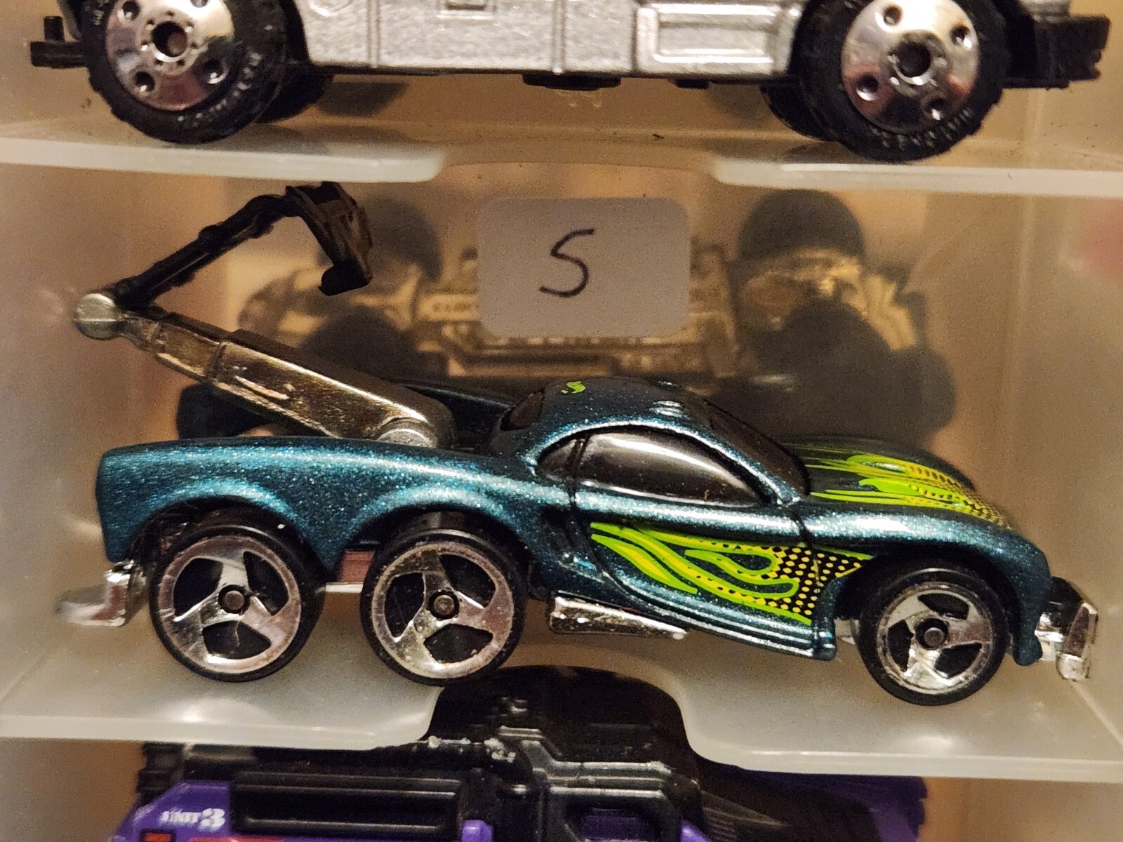 Picture 6 of 25