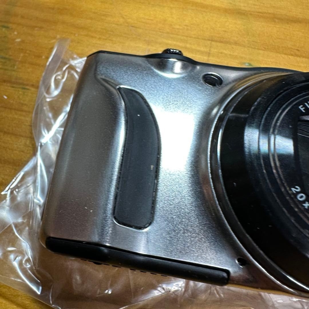 FUJIFILM FinePix F70 EXR Digital Camera 6316 From Japan