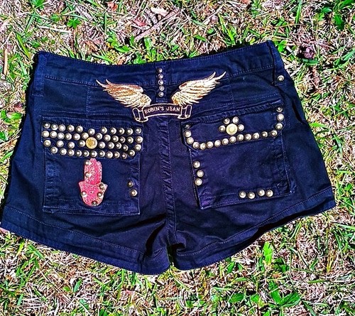 Robin’s Jeans schwarz Shorty Shorts Gold Nieten Hamsa Hand Damen 27 USA selten