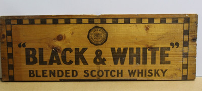 Vintage Black & White Blended Scotch Whisky Wood Sign 17'' x 5 3/4''