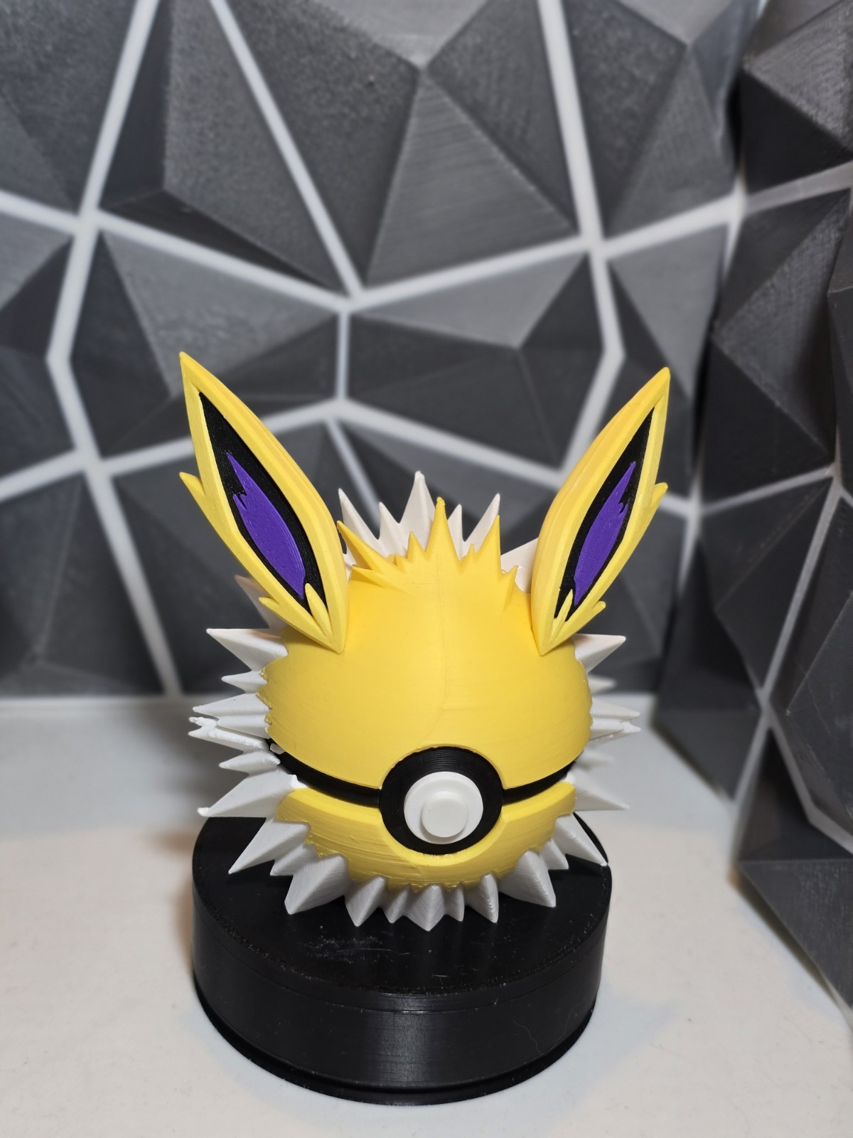 Pokeball Voltali 135 Figurine Pokemon Mini Sphère de Combat