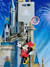 2025 Walt Disney World Parks Classic Minnie Mouse Metal Bag Charm Keychain New