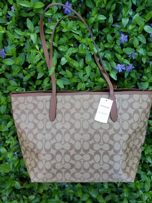 NWT Coach 5696 Khaki Saddle 2 Signature Canvas City Tote Bag  display picture 3