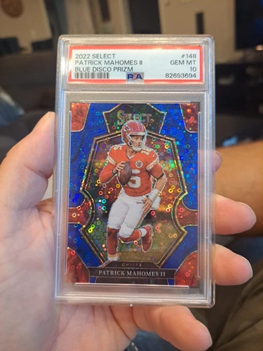 2022 SELECT PREMIER BLUE DISCO  PRIZM PATRICK MAHOMES /25.......PSA 10 GEM MINT